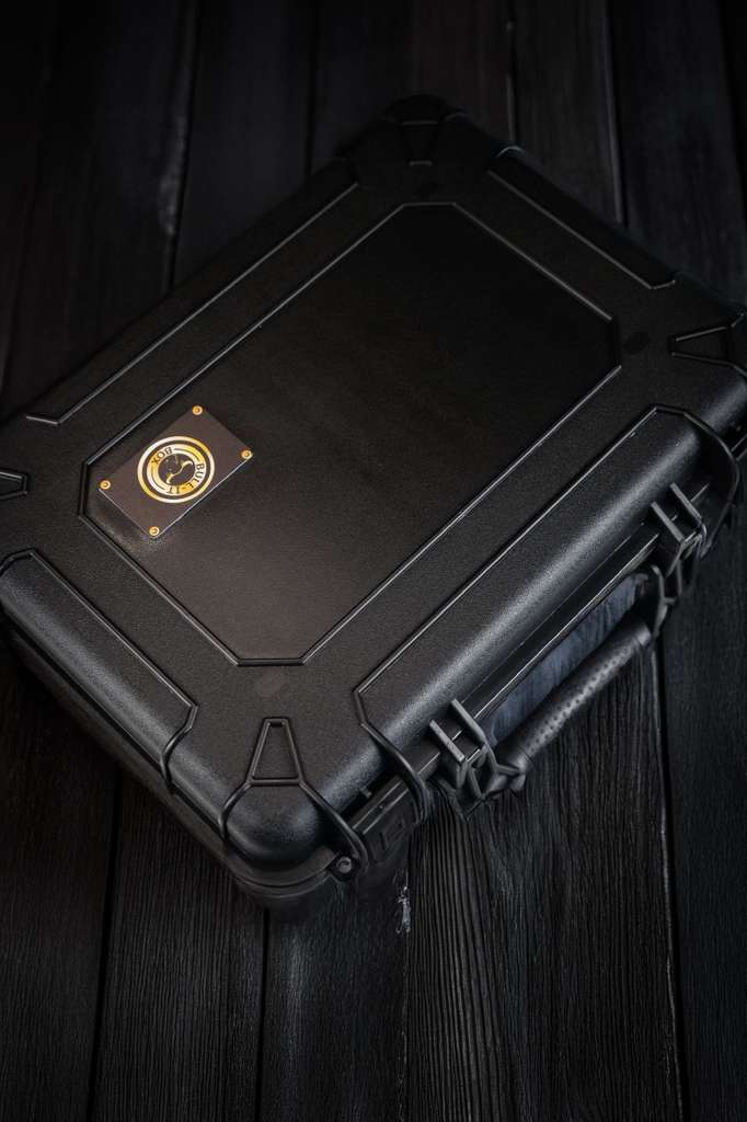 2nd Amendment Gun & Bourbon Case